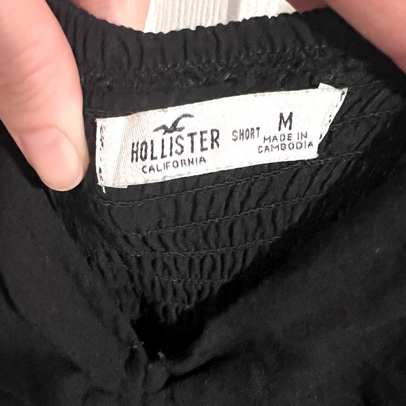 Hollister black romper size M - Picture 3 of 4